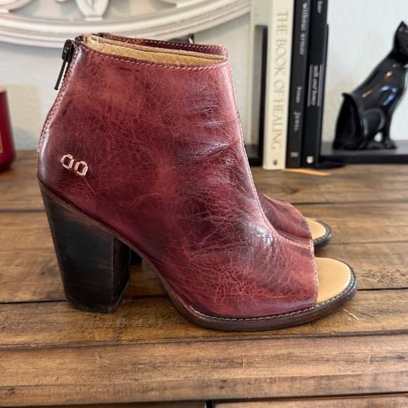 Bed Stu Cobbler Series Onset Burgundy Peep-Toe Ankle Boots - Picture 5 of 9